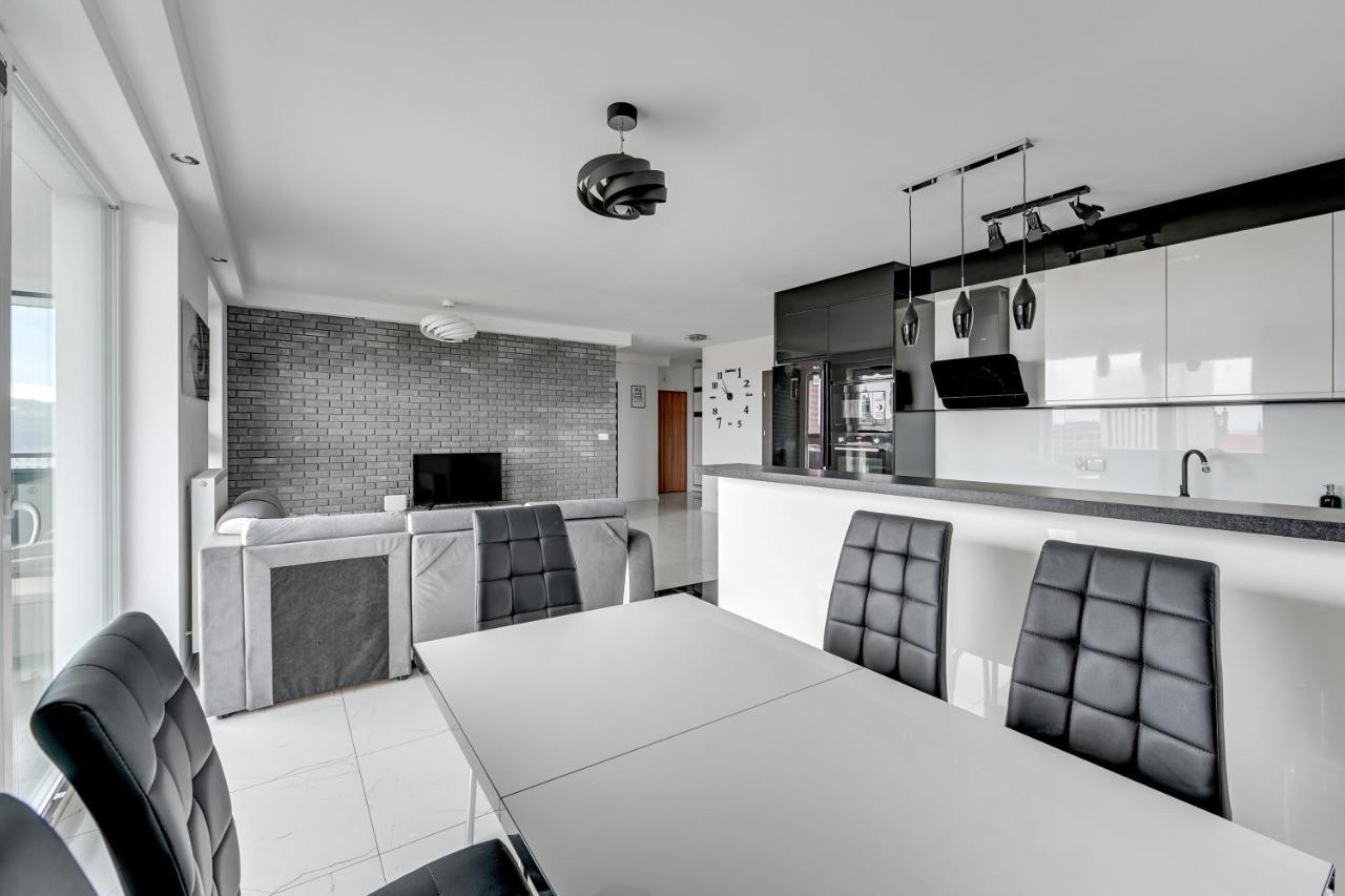 Grand Apartments - Luxury Apartment On The 11Th Floor With A View Of The Old Town غدانسك المظهر الخارجي الصورة