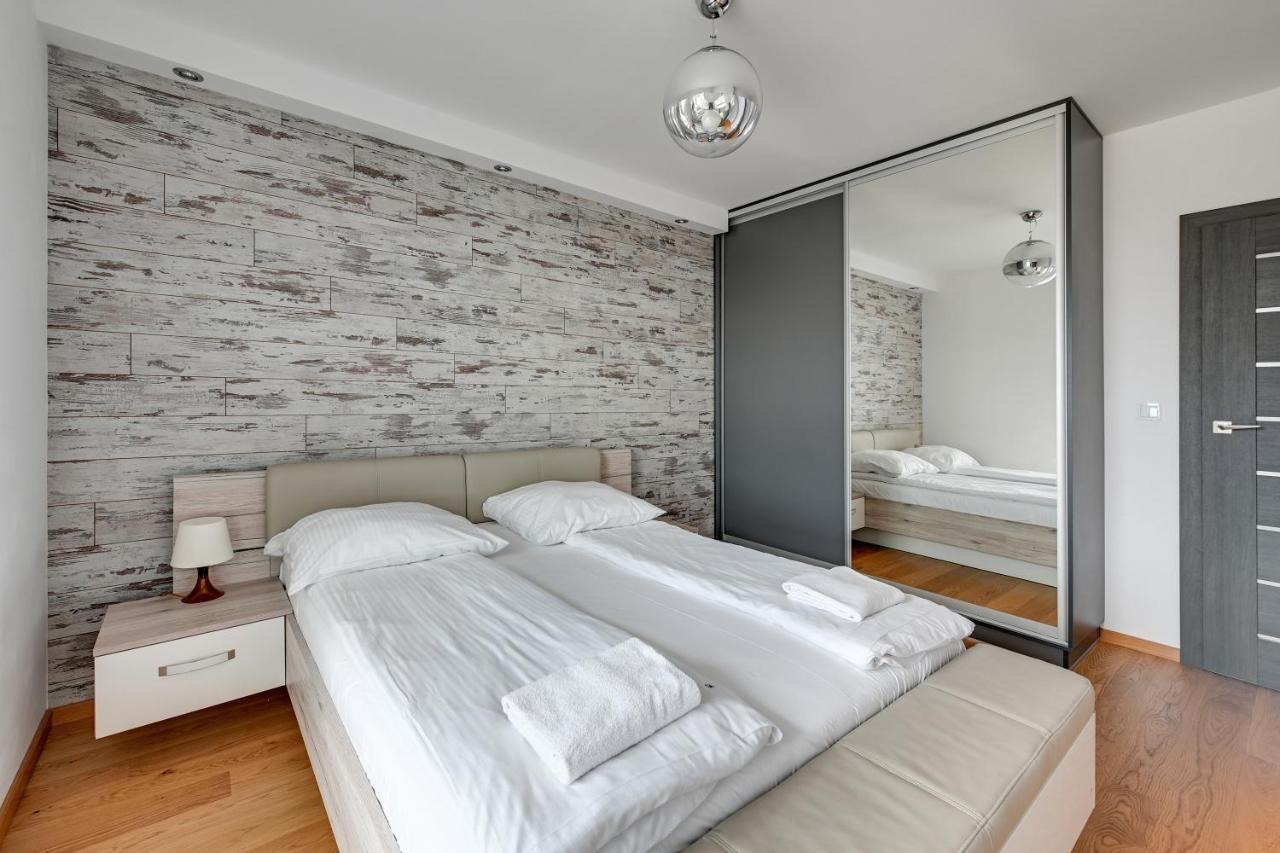 Grand Apartments - Luxury Apartment On The 11Th Floor With A View Of The Old Town غدانسك المظهر الخارجي الصورة